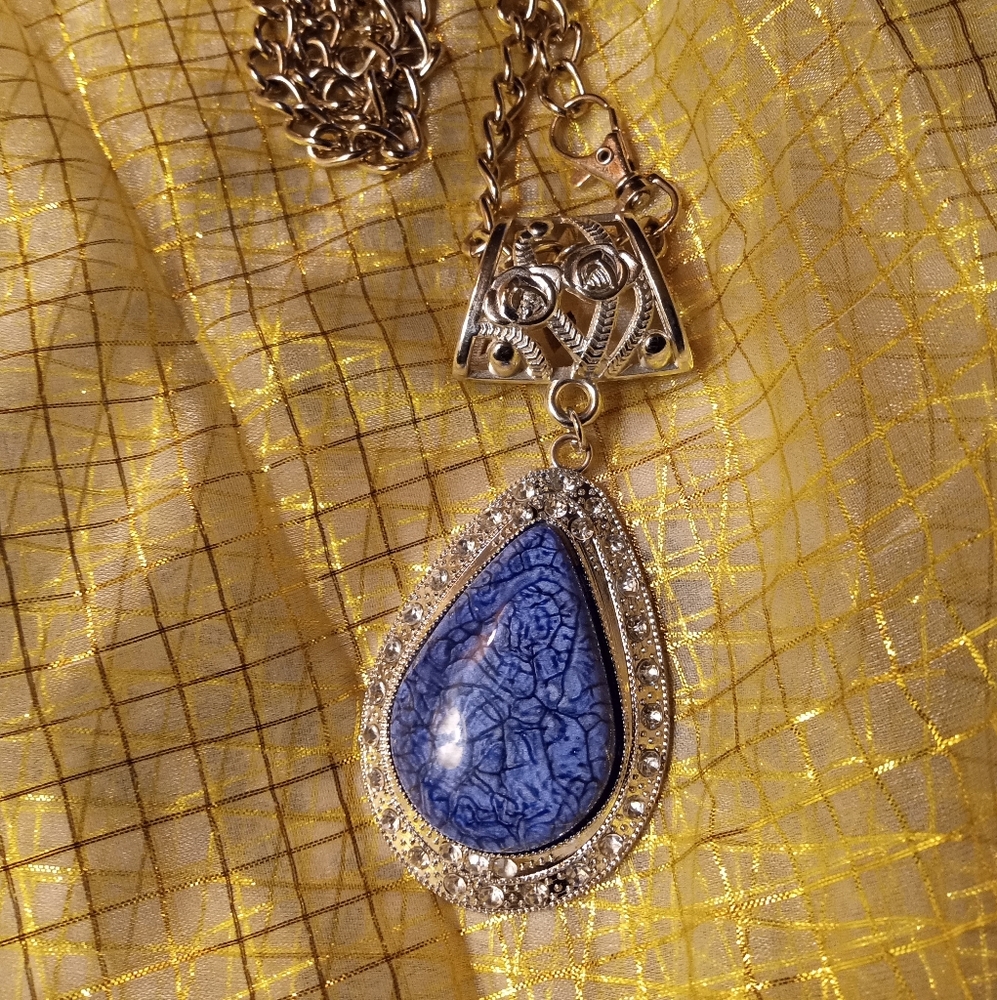 Stunning Blue and Gold Teardrop Necklace